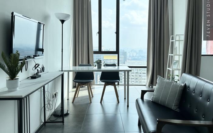 Seven Studio 6 @ Empire Damansara - Netflix & WiFi