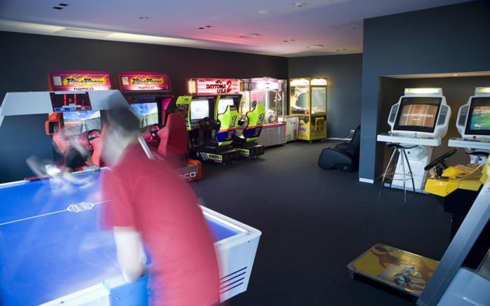 Mantra Circle on Cavill Surfers Paradise