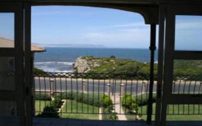 On the Cliff Guest House
