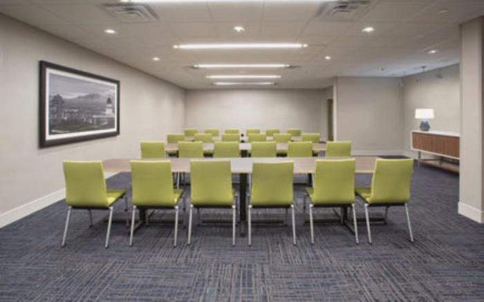 Holiday Inn Express & Suites Brenham South By IHG