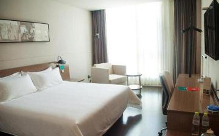 Jinjiang Select Yancheng Dafeng Jinfeng South Street Branch