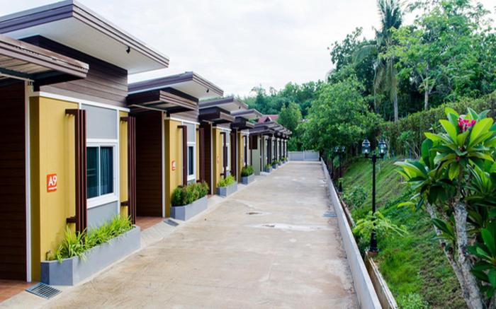 Seree Grand Resort