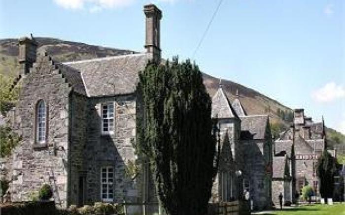 Atholl Arms Hotel