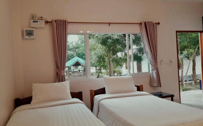 Maingam Resort Uthaitani