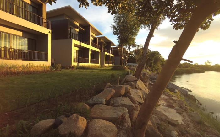 Riverawan Hotel
