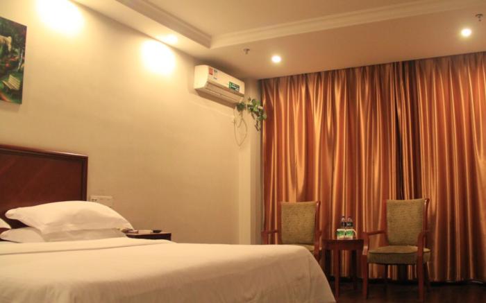 GreenTree Inn Zhangjiagang Jinfeng Town Xintiandi Express Hotel