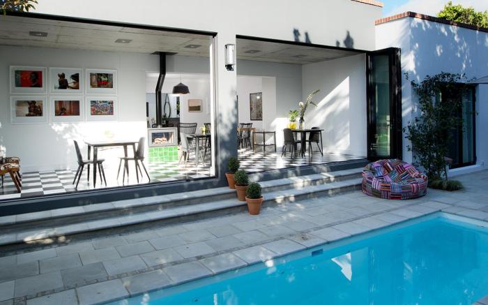 Twice Central Guesthouse