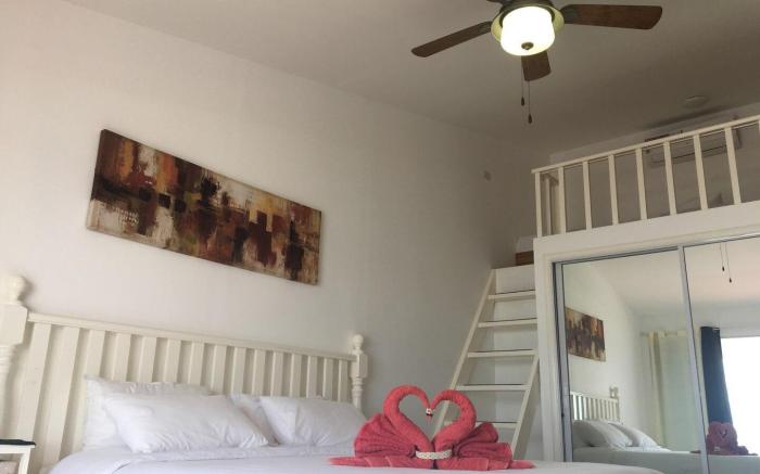 Beachhouse Poolside Room.