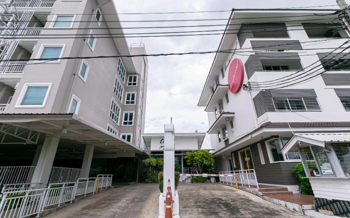 Ruan Plaisoi Apartment