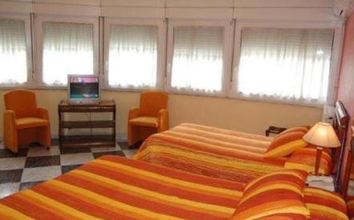 Hostal Goya Suites