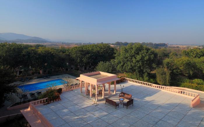 Hotel Dev Vilas