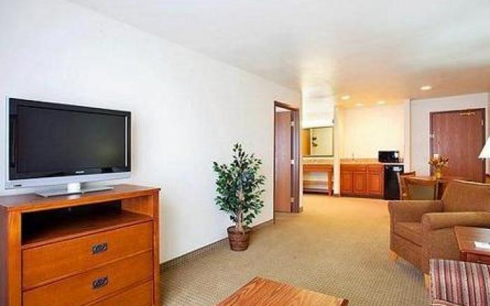 Holiday Inn Express Hotel & Suites Mattoon By IHG