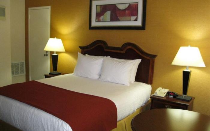 Best Western Galleria Inn and Suites