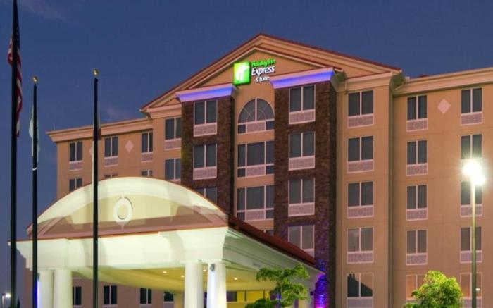 Holiday Inn Express Hotel & Suites Fort Myers West - The Forum By IHG