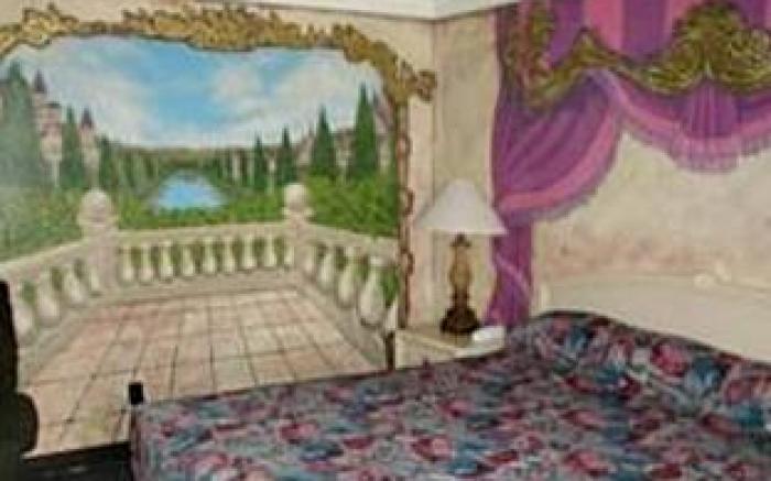 Sterling Gardens Hotel