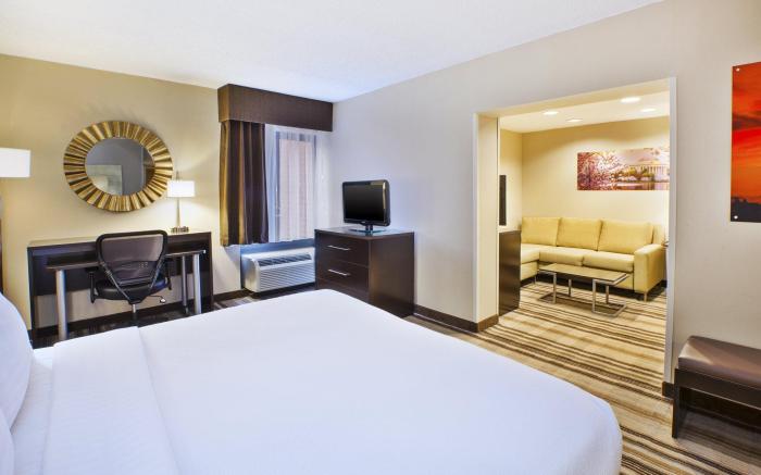 Holiday Inn Washington-Dulles International Airport By IHG
