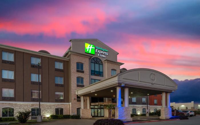 Holiday Inn Express & Suites Dallas East-Fair Park, an IHG Hotel By IHG