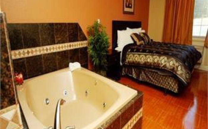 Monterey Surf Inn