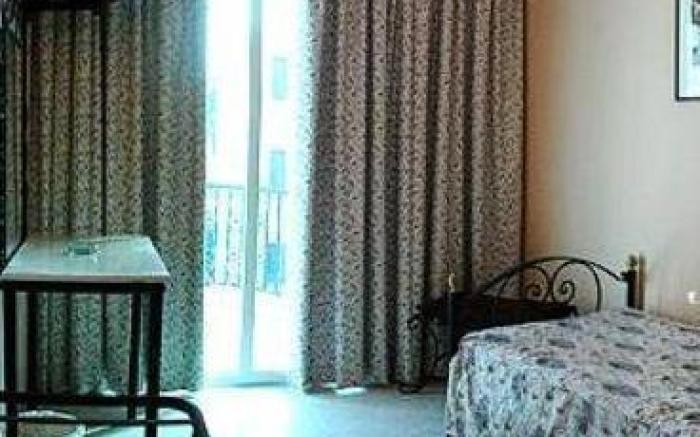 Ariha Hotel
