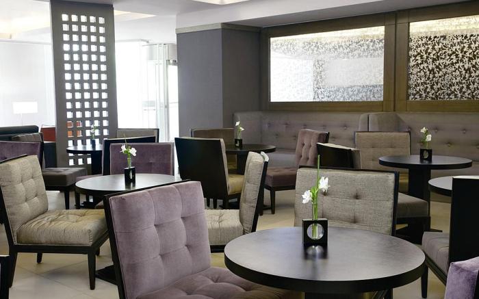 NH 9 de Julio Hotel