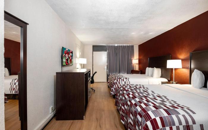 Red Roof Inn West Point