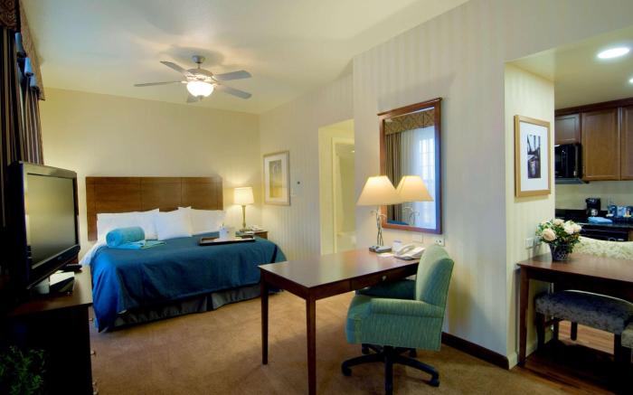Homewood Suites by Hilton Sacramento Airport-Natomas