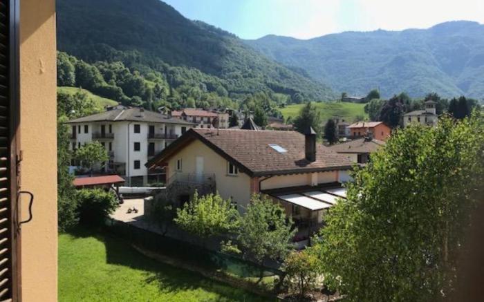 Val Taleggio nel verde x8 persone camino e Wifi