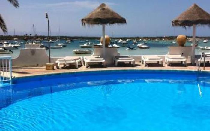 Apartamentos Sabina Playa