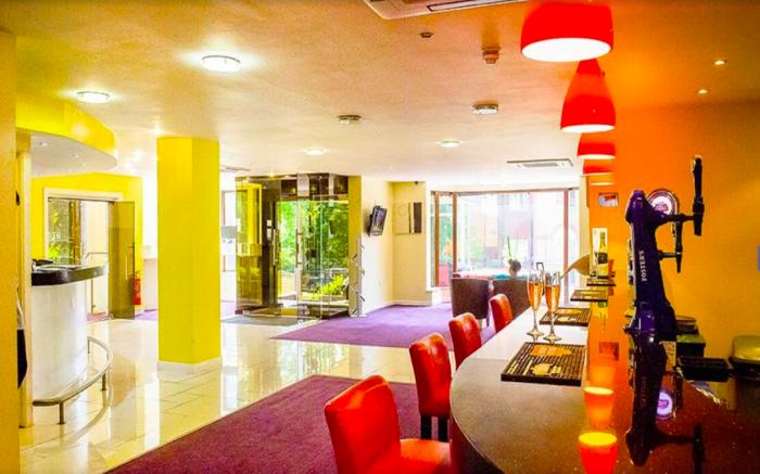 OYO Luton Hotel