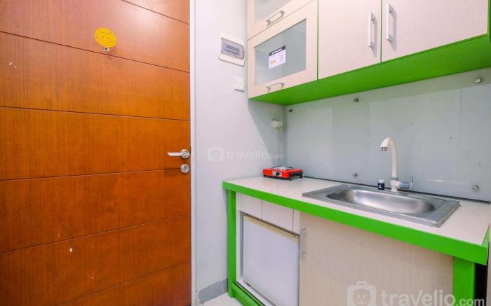 Modern Studio at Taman Melati near UI By Travelio