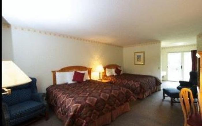 Sun & Ski Inn and Suites