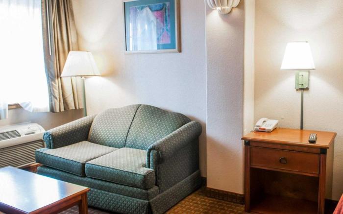 Quality Inn & Suites Las Cruces - University Area