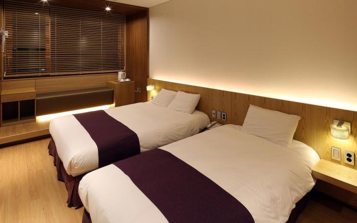 Dukgu Hot Spring Hotel