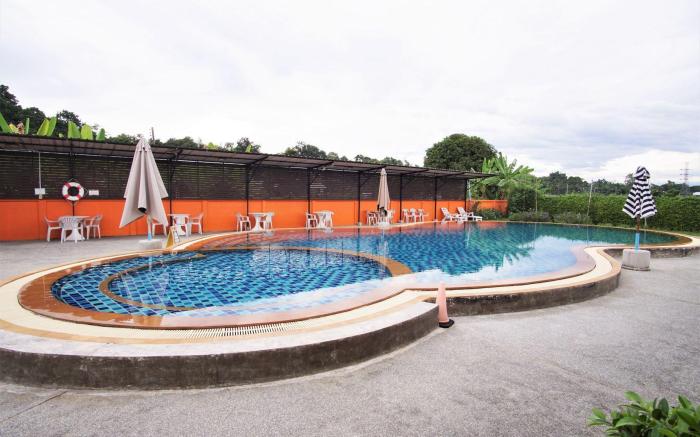 Maerim Villa & Pool