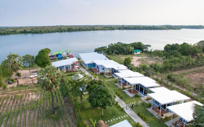 Bluemoon Riverside Resort Ubon Ratchathani