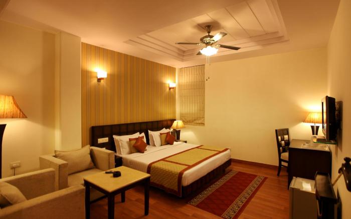 Hotel The Class, Delhi Airport