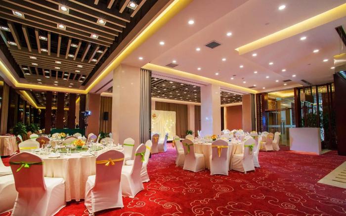 Mercure Beijing Downtown Hotel