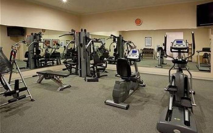 Staybridge Suites San Antonio Sea World By IHG