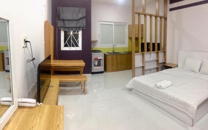 Love Hotel and Apartments