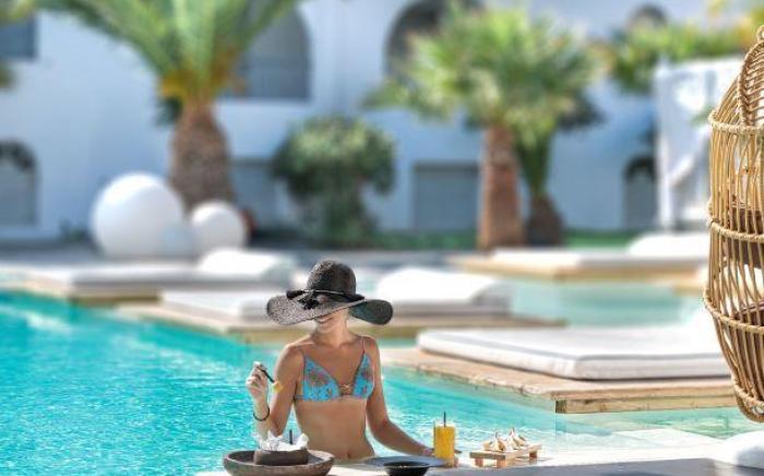 Mediterranean White Hotel