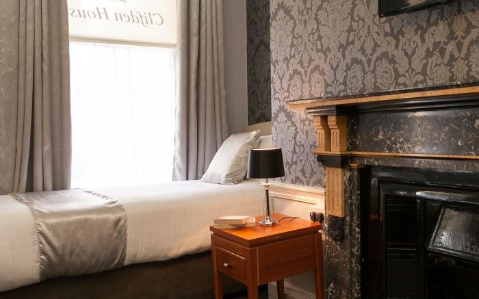 Clifden House