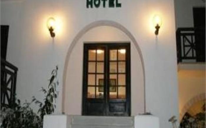 Camara Hotel