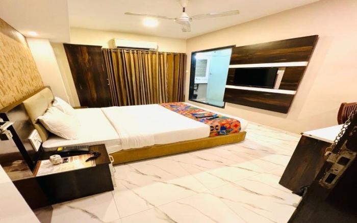 Hotel Embassy Park mumbai