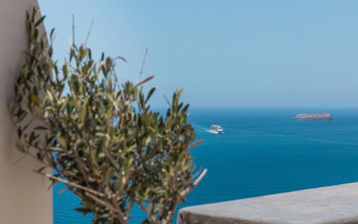 Grand View Hotel