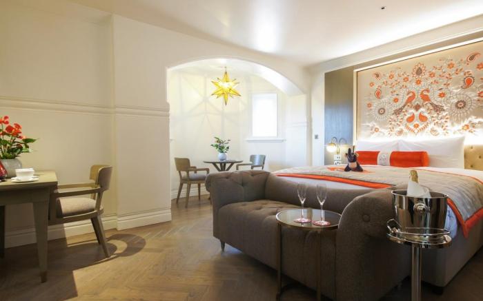 The Lalit London