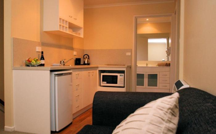 Elphin Serviced Apartments