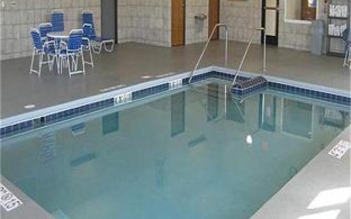Holiday Inn Express Hotel & Suites Antigo By IHG