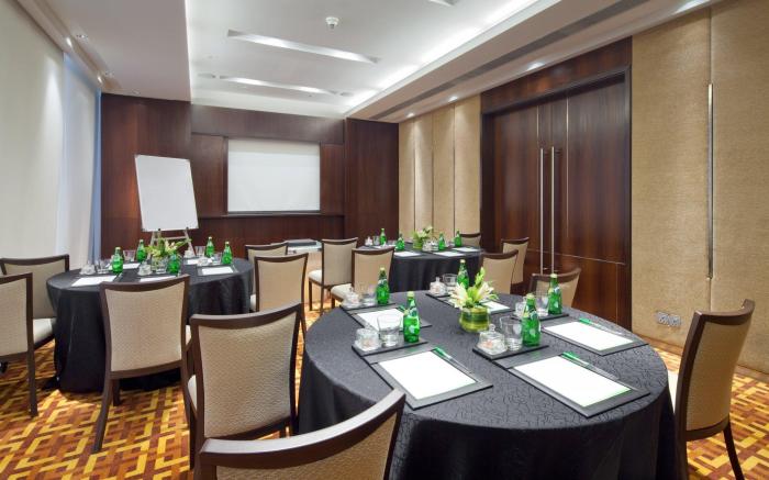 Holiday Inn Mumbai International Airport By IHG