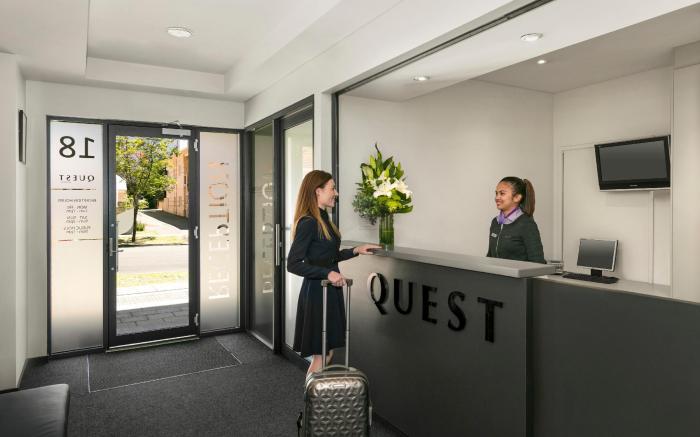 Quest on Rheola