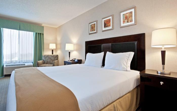 Holiday Inn Express Hotel & Suites North East - Erie I-90 Exit 41 By IHG
